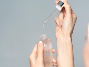 الهالورنيك اسيد للبشرة