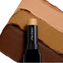 كونسيلر سينكرو جيل ستيك لتصحيح البشرة من شيسيدو SHISEIDO